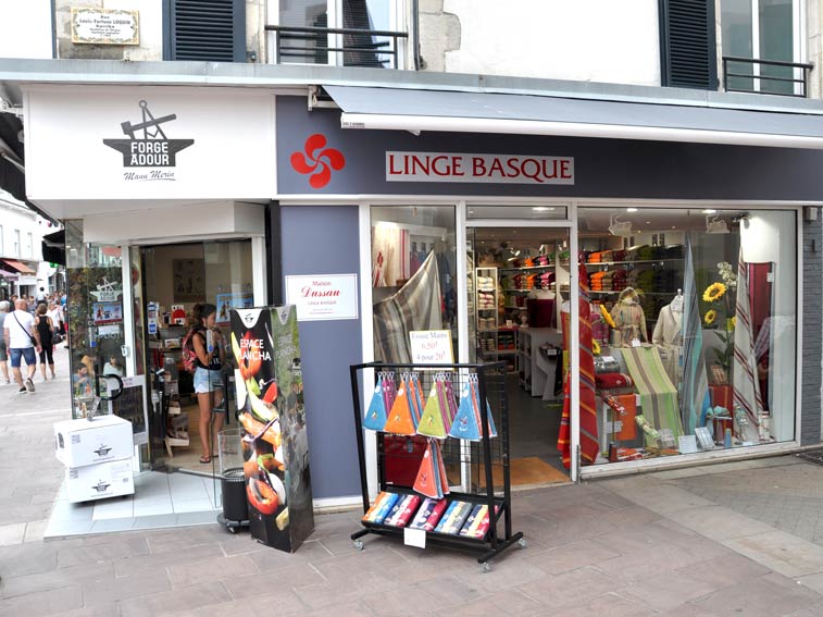 boutique-linge-asque-maison-dussau-saint-jean-de-luz